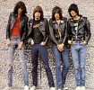 ramones-71618.jpg