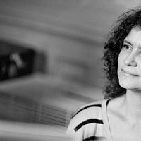 iva-bittova-505429-w200.jpg