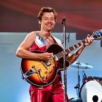 Harry na hudebním festivalu Coachella 2022 noc druhá