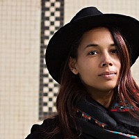 rhiannon-giddens-594388-w200.jpg